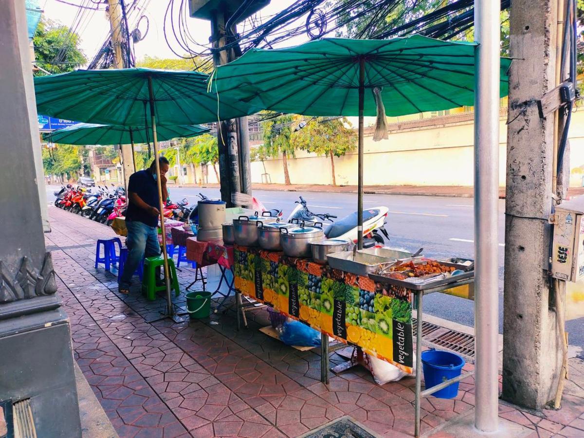 Hotel Bbhouse Phra Athit Bangkok Exterior foto
